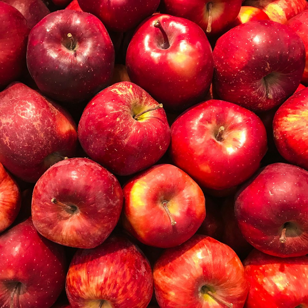 Red apples